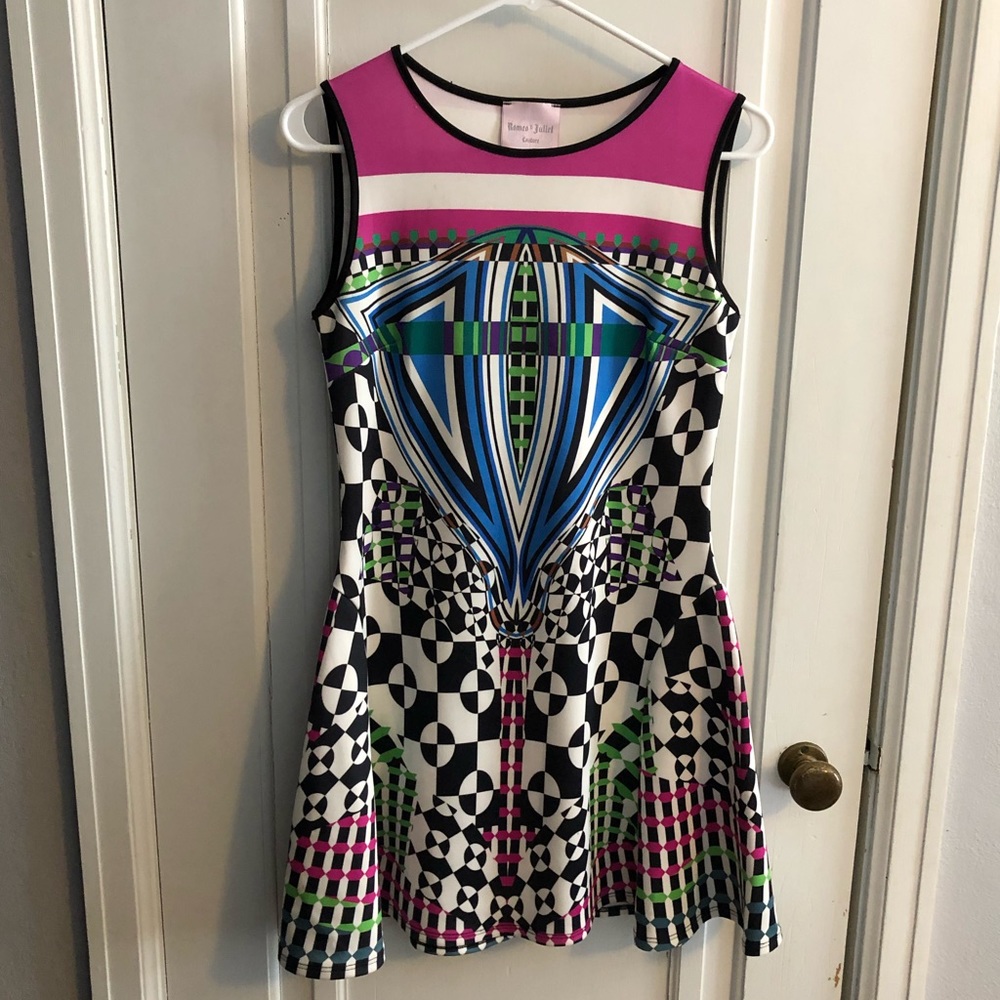 Romeo & Juliet Retro Looking Dress